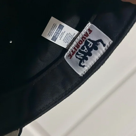 Toronto Raptors Black Cap - Picture 4 of 4